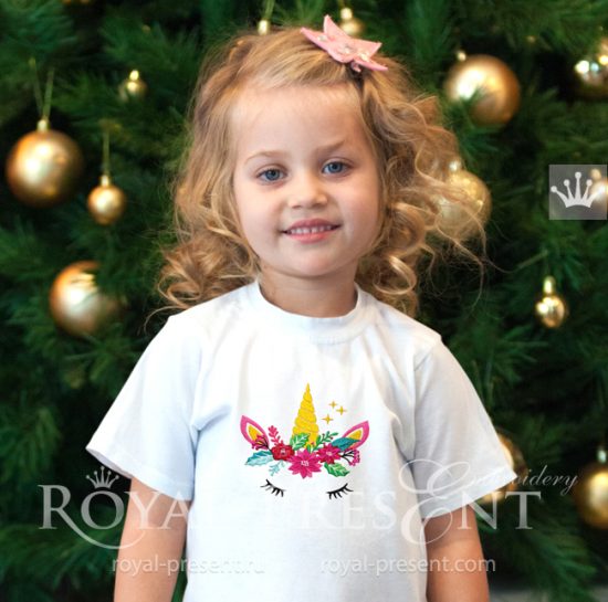 Christmas Unicorn Embroidery Design - 5 sizes
