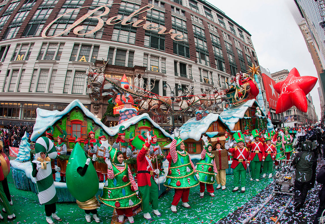 Thanksgiving-day-parade