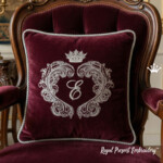 Baroque frame with crown - 3 sizes