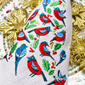 Motif de broderie à la machine « Sapin de Noël avec bouvreuils et houx » – 2 tailles