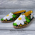 Daisies Espadrilles Machine Embroidery Pattern - 4 sizes