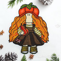 Motif de broderie à la machine « Poupée Tilda et citrouille » - 4 tailles