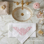 Motif de broderie machine Royal Elegant corner - 3 tailles