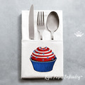 Motif de broderie machine Cupcake patriotique pour le 4 juillet - 3 tailles