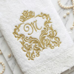 Ensemble de motifs de broderie machine Lettres majuscules en écriture française