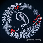 Winter wreath with berries and holly leaves - 3 sizes