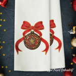 Baroque ball with red bow - 4 sizes