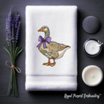 Country Goose with a lilac bow - 4 sizes